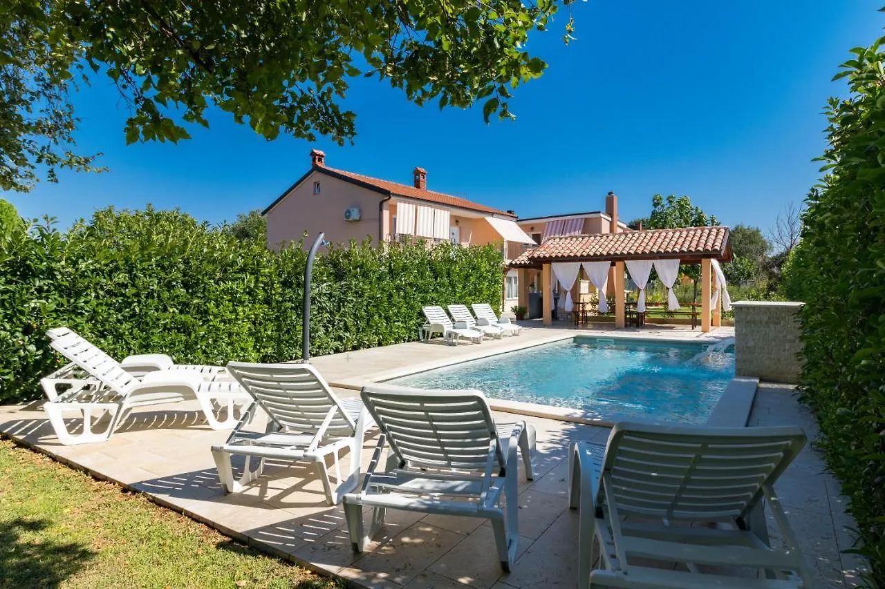 Apartments Kenđel Fažana Kroatië