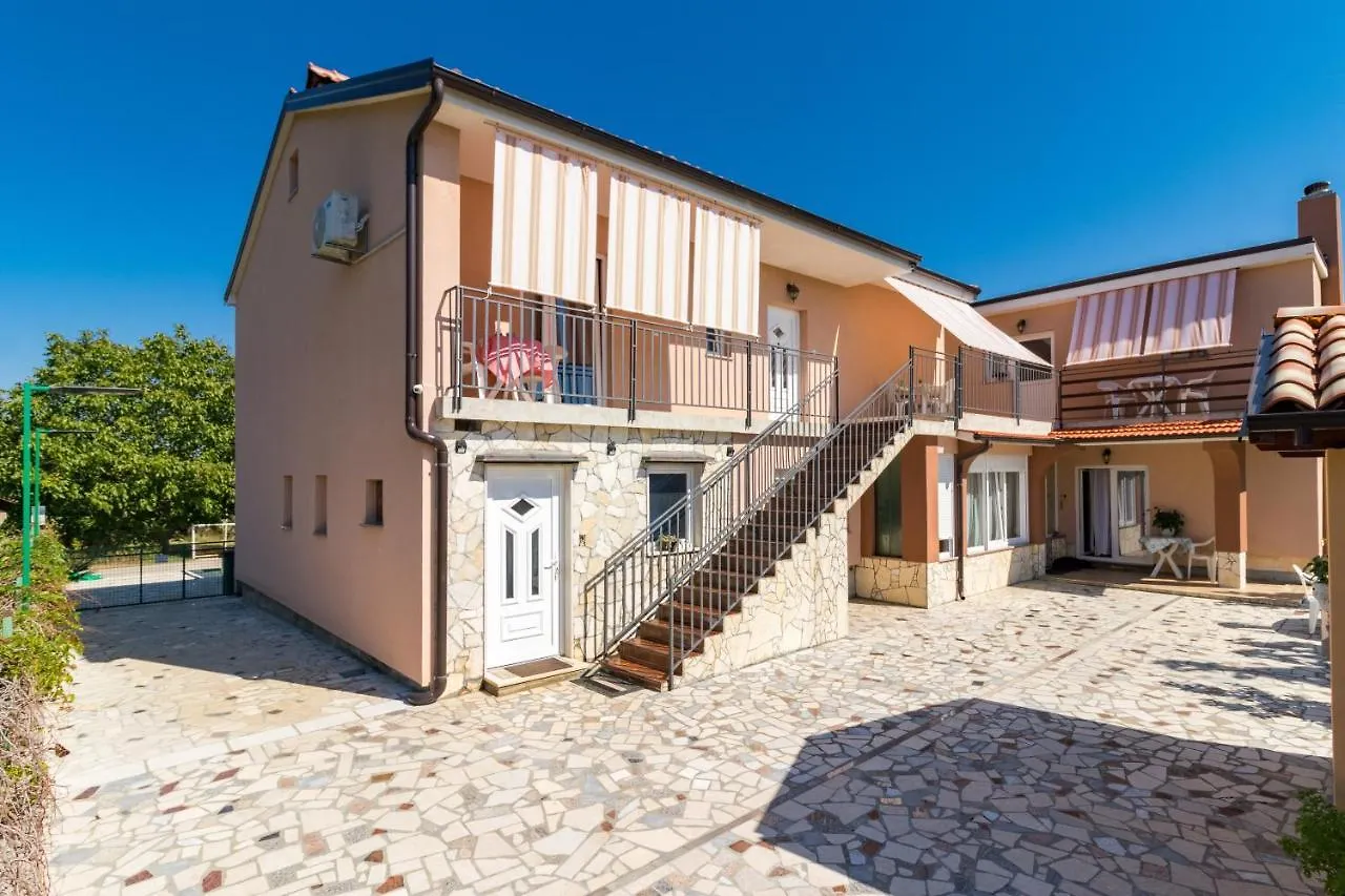 Apartments Kenđel Fažana